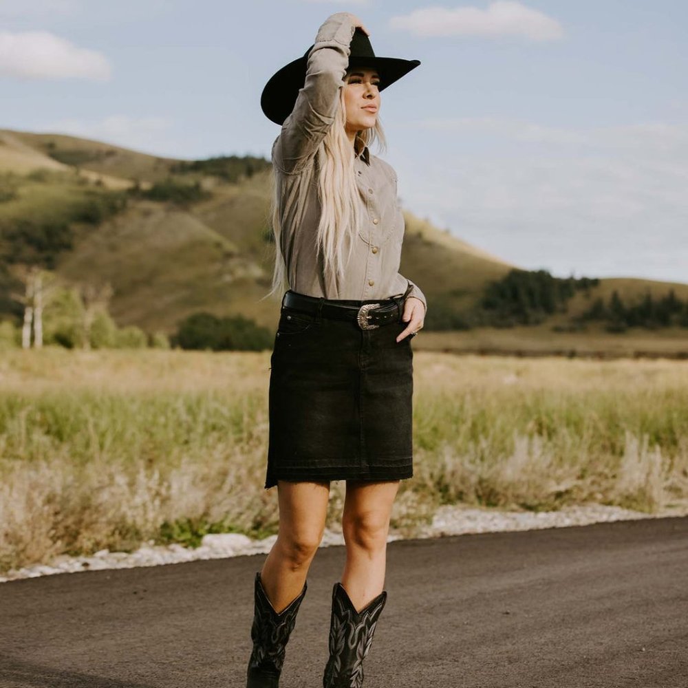STETSON BLACK DENIM 5-POCKET SKIRT